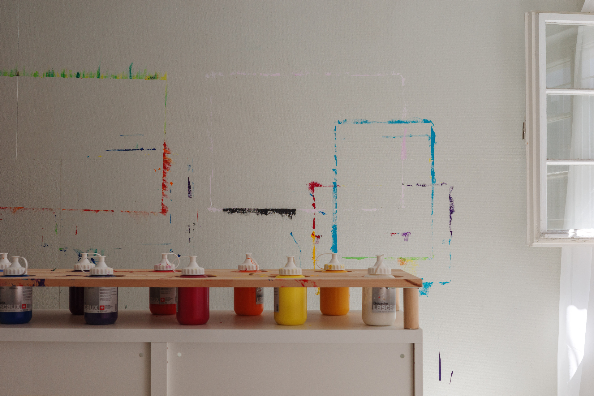 Einblick in den Malprozess im Atelier am Meierhofplatz 3